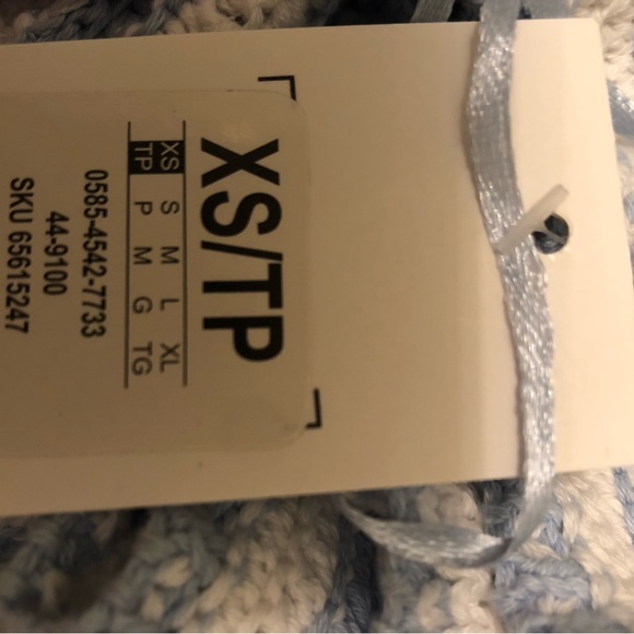 Blue/white Cropped Crochet Tank Top - Picture 5 of 5